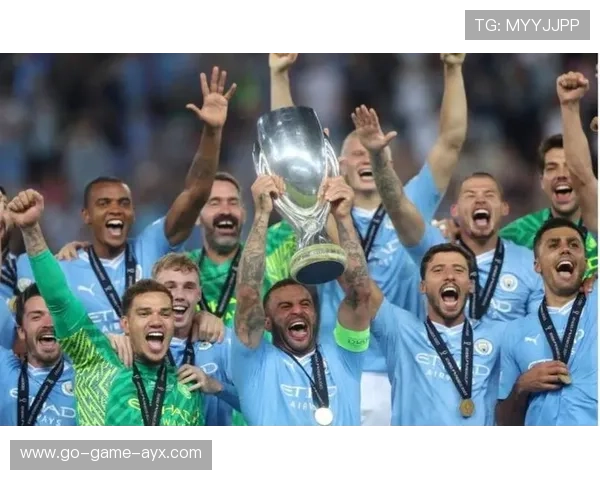 欧洲超级杯宣传海报发布，引全球球迷关注