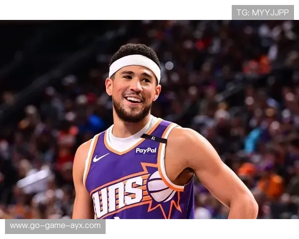 太阳挡拆战术收效，布克突破点更明显