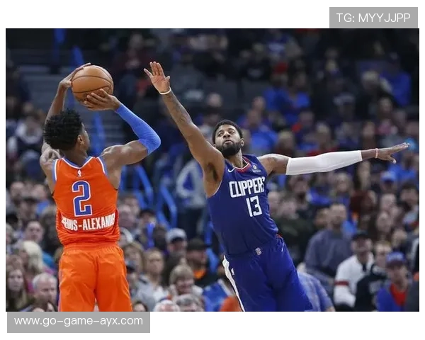 快船内外连动练习，乔治突破选择更果断