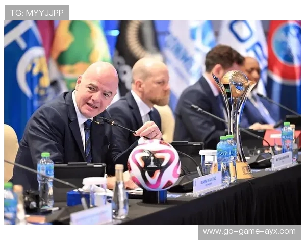 国际足联与各洲足联在赛事组织上加强协同，国际足联的作用