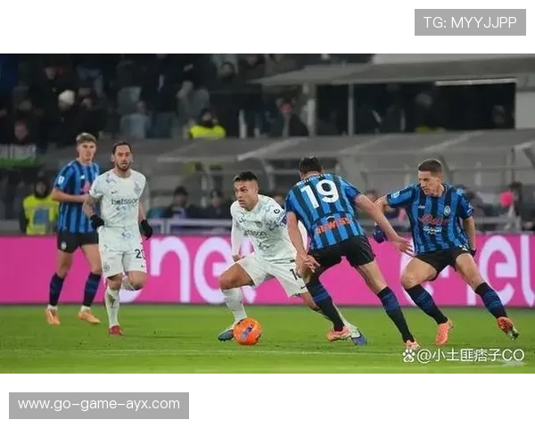 劳塔罗倒三角配合后破门，国际米兰全队狂欢