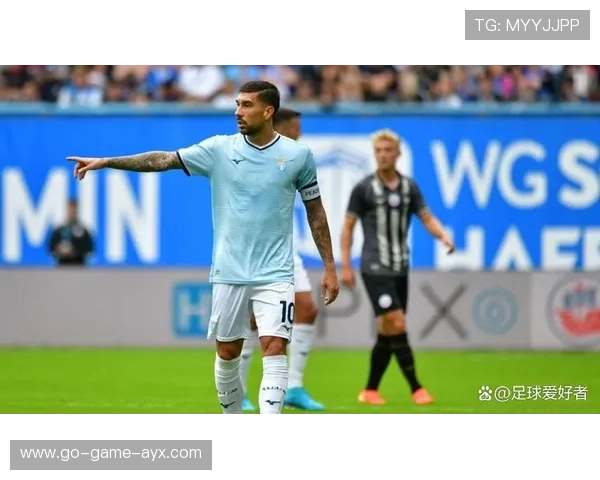 拉齐奥主场3比1力克维罗纳,扎卡尼边路传中制造对方乌龙 拉齐奥主场3比1力克维罗纳,扎卡尼边路传中制造对方乌龙