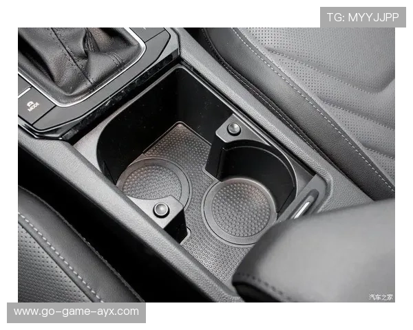 Vi锁定后排直冲，关键位被强行带走